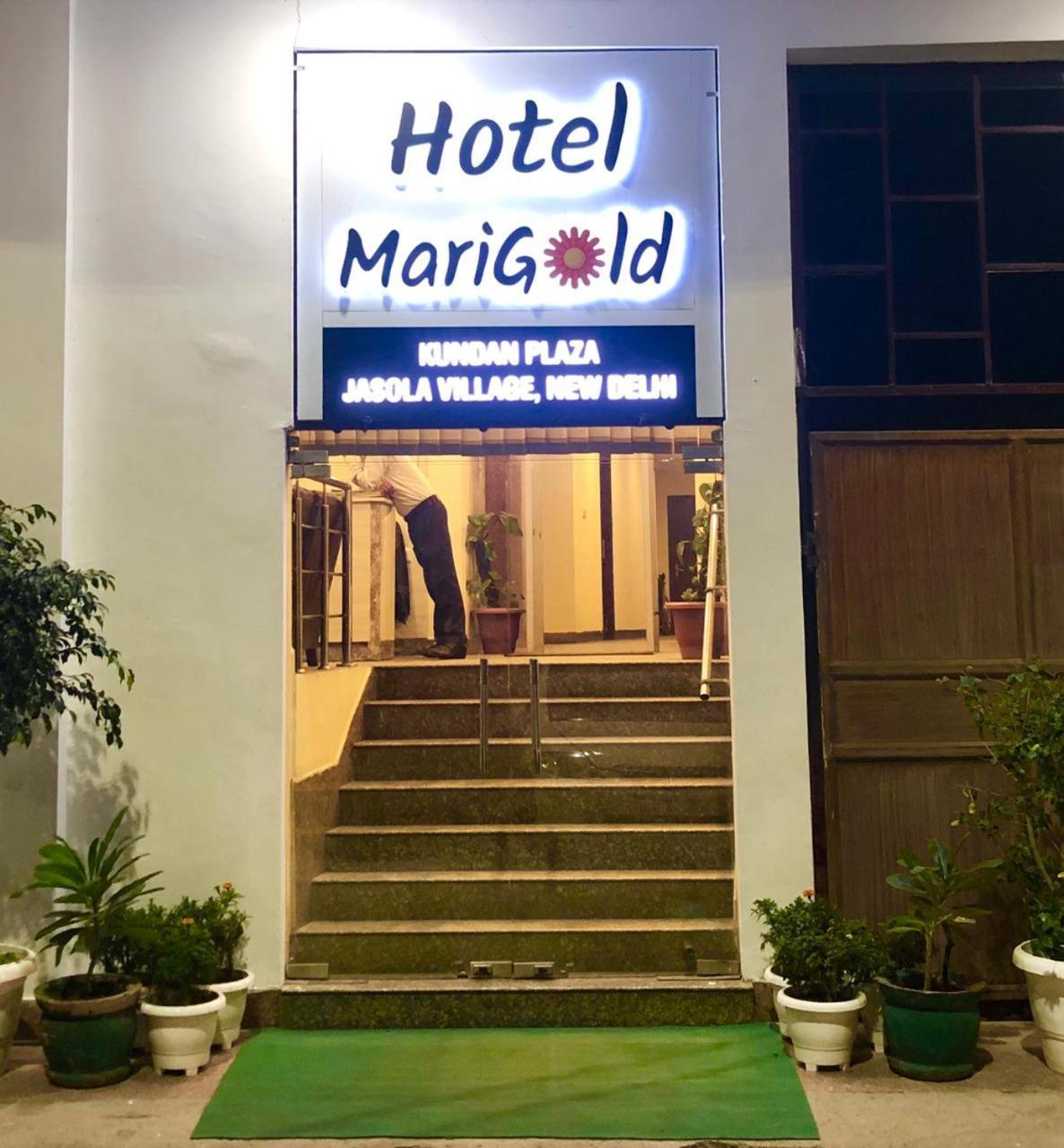 Hotel Marigold New Delhi Exteriör bild