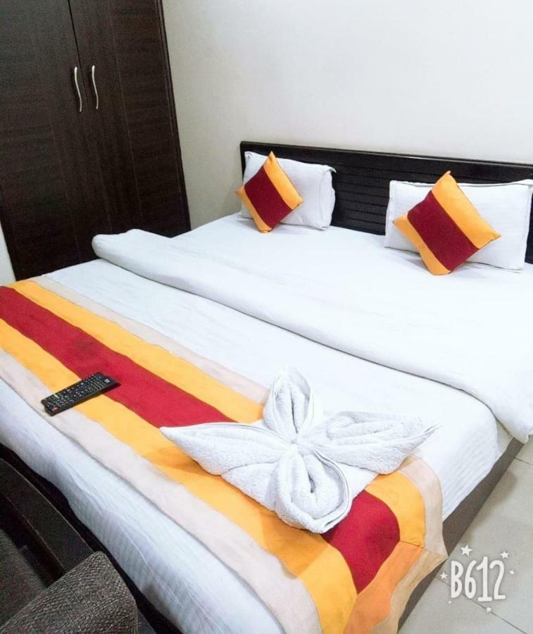 Hotel Marigold New Delhi Exteriör bild