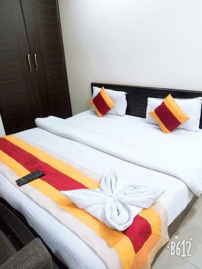 Hotel Marigold New Delhi Exteriör bild